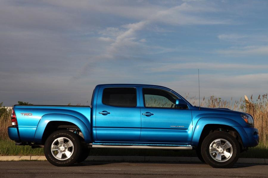  Toyota Tacoma 4x2 PreRunner 2010 года  (фото 13 из 46)